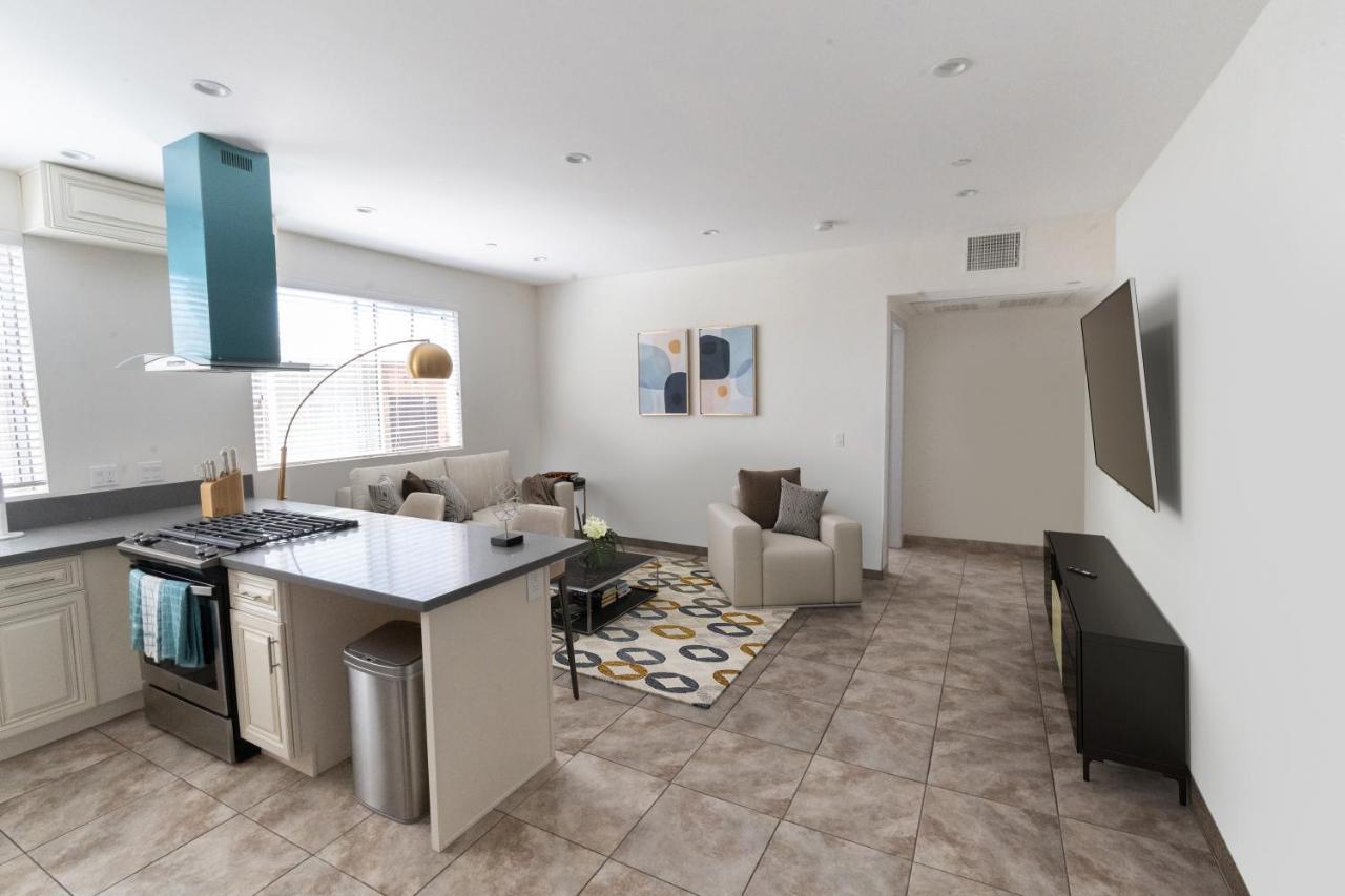 New Luxury Hollywood Sign View- Condo ロサンゼルス エクステリア 写真